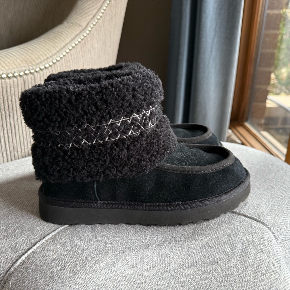 Ugg Mini Braid - image 2